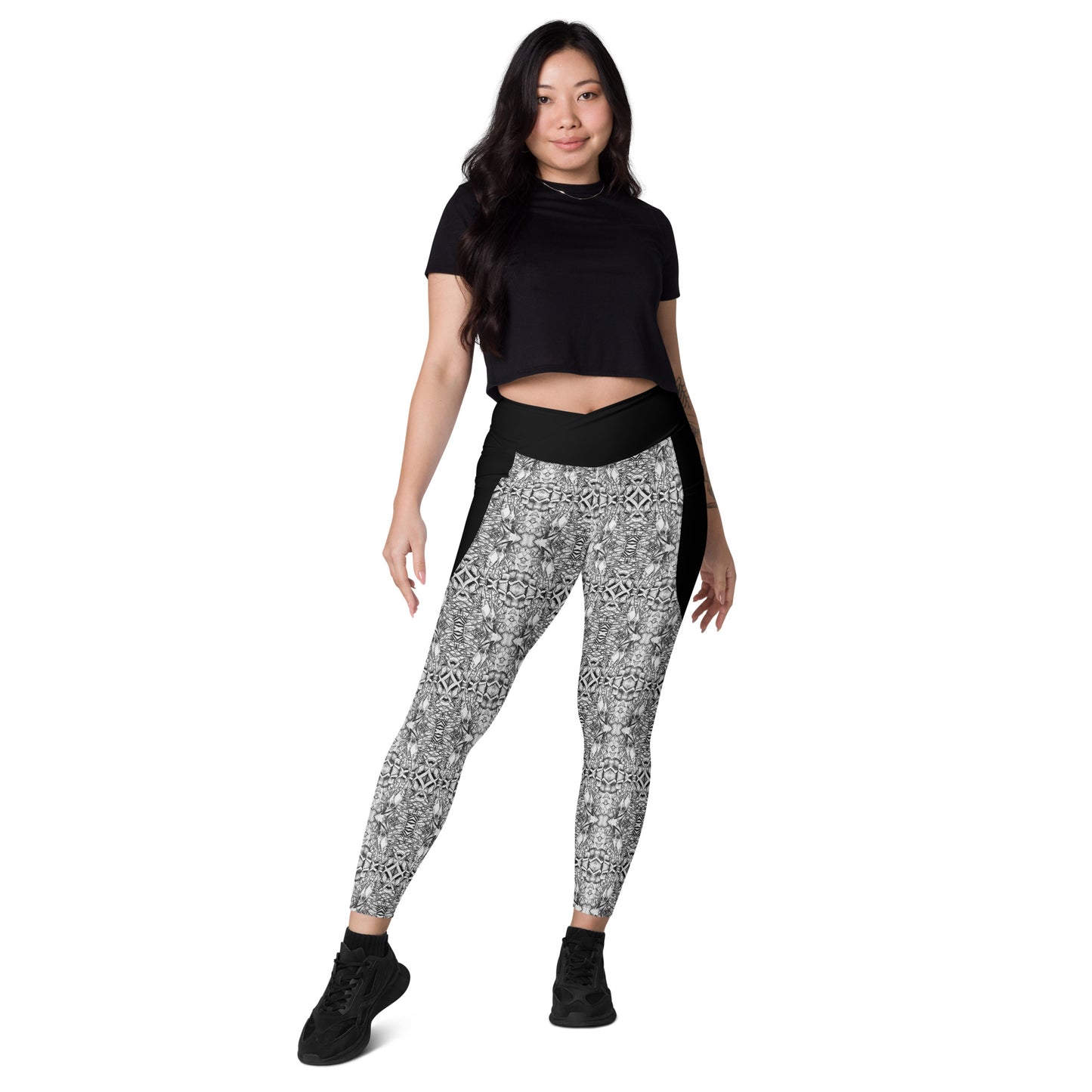 Abstract Crossover leggings with pockets