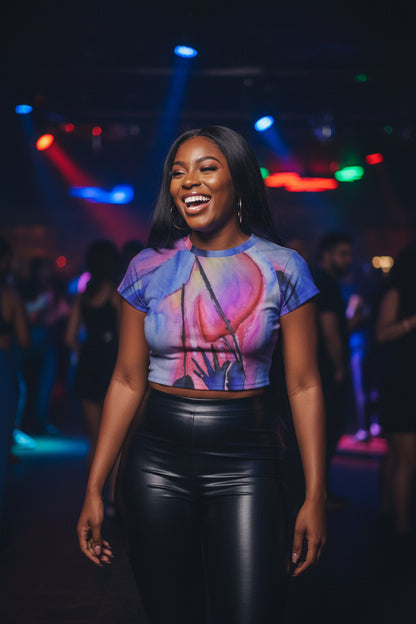 Heart Strings All-Over Print Women's Raglan Cropped T-shirt