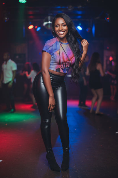 Heart Strings All-Over Print Women's Raglan Cropped T-shirt