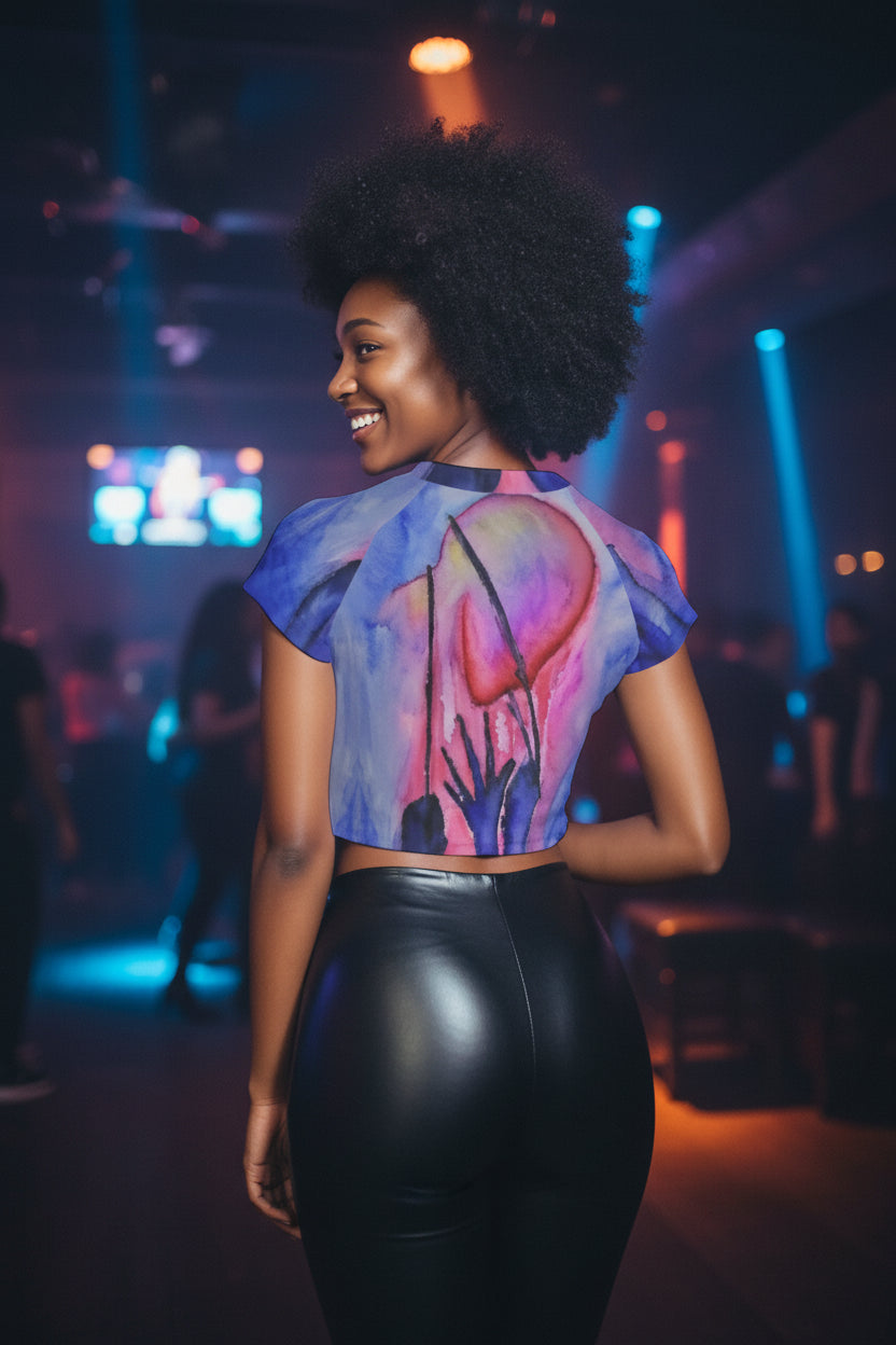 Heart Strings All-Over Print Women's Raglan Cropped T-shirt